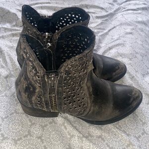 Circle G Booties